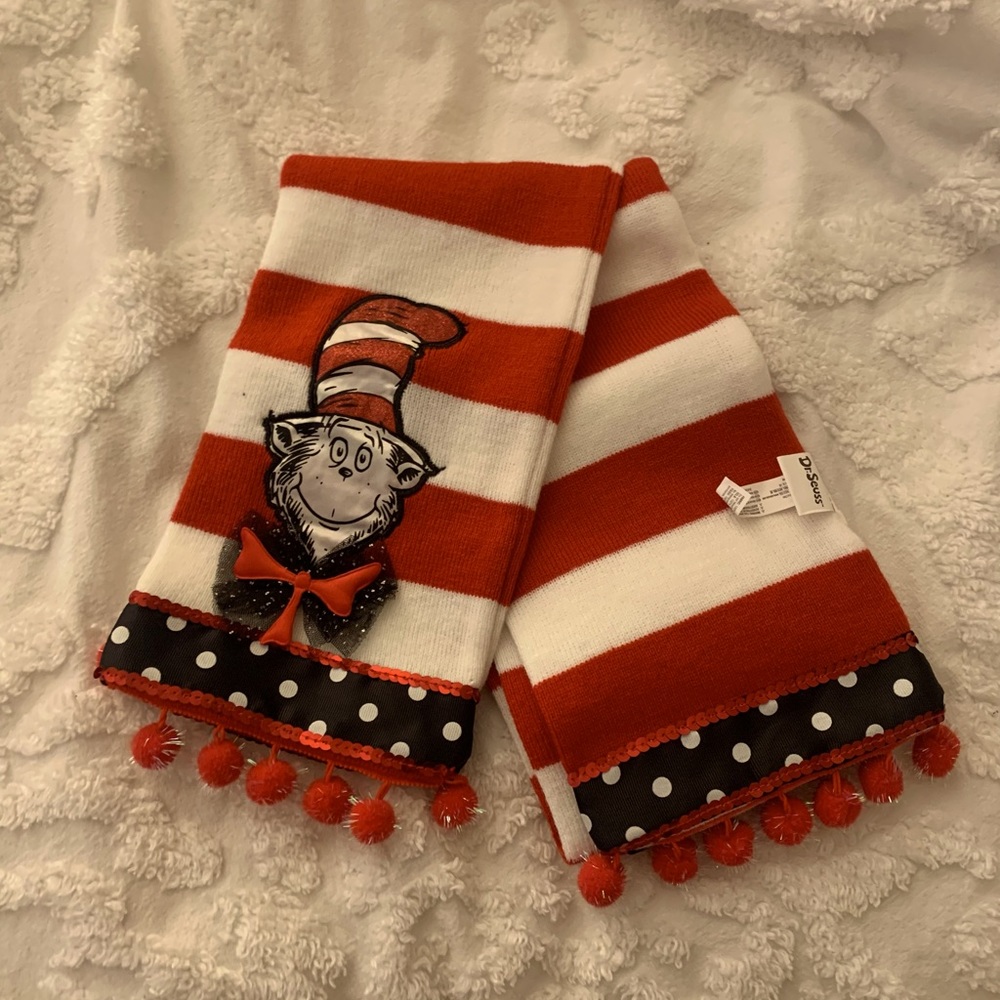Dr. Seuss Scarf!!!!!